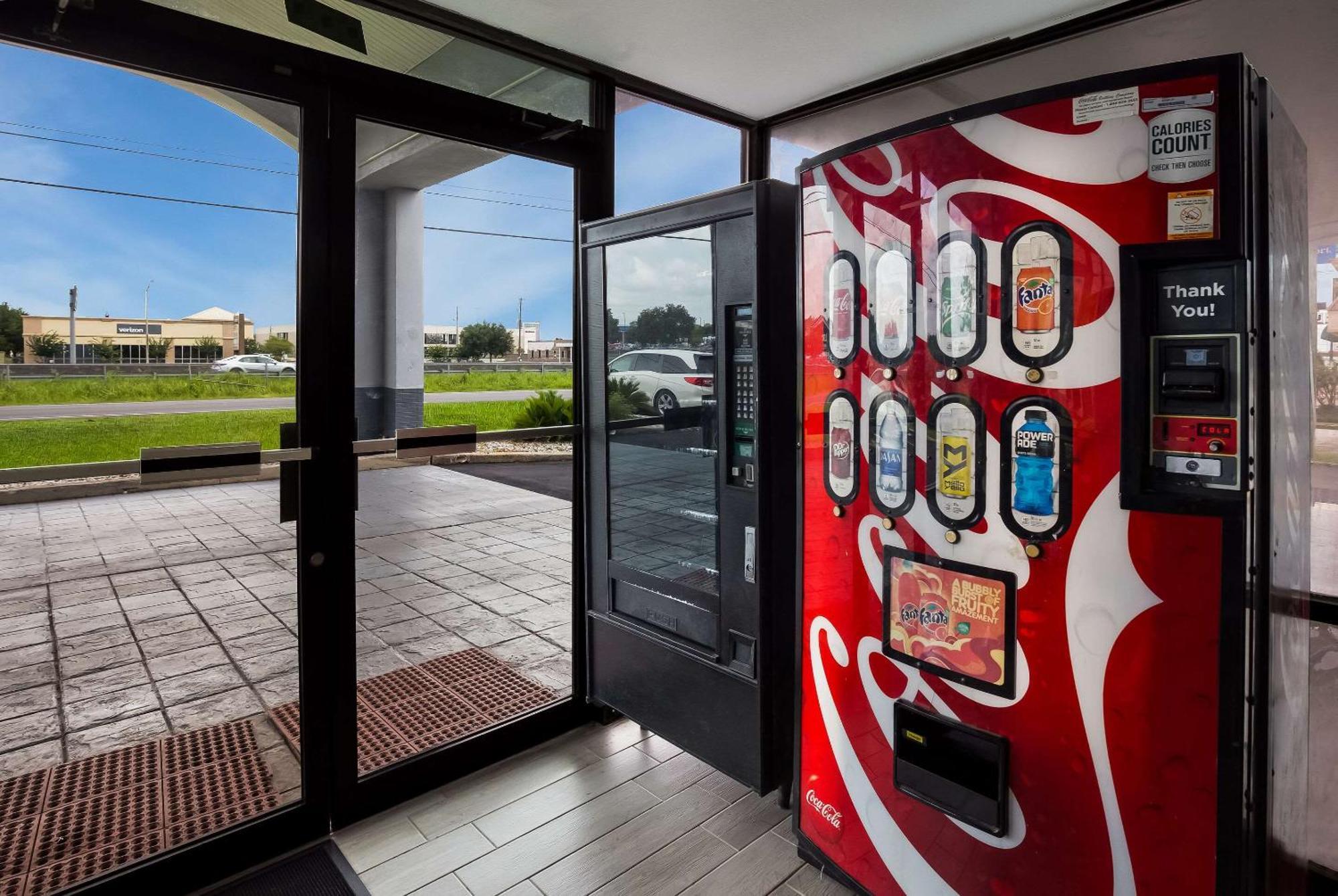 Econo Lodge Mobile Exterior foto